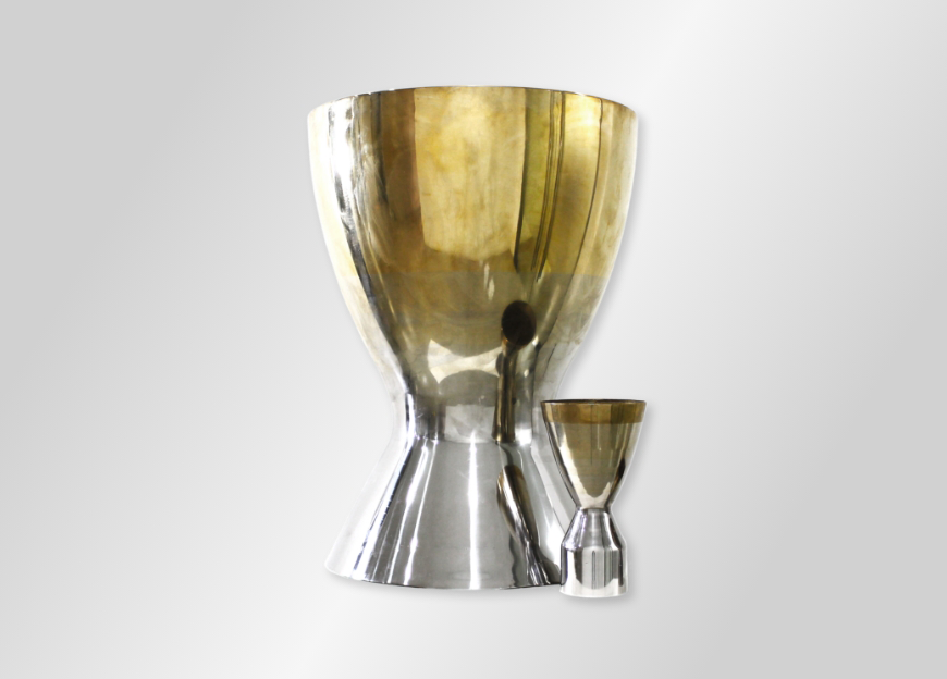 InssTek's AM technology can not only bond different alloys, but also gradually change the composition.